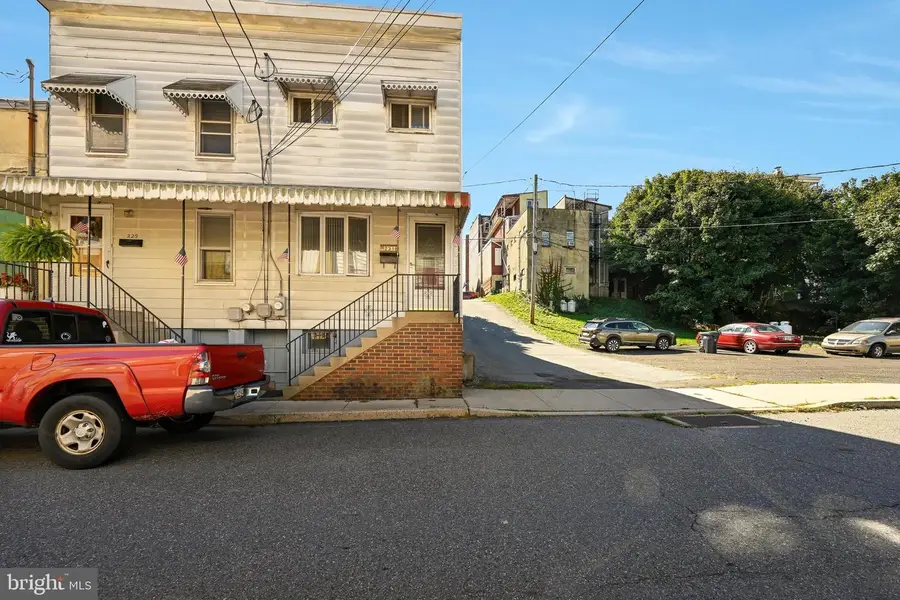 231 Lewis St, Minersville, PA 17954 - #2