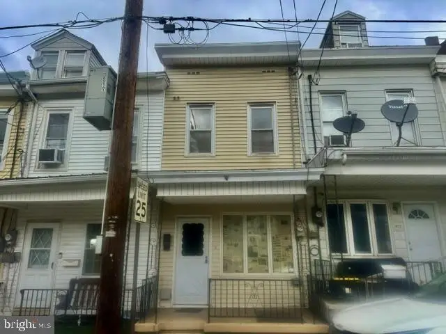 415 W Mahanoy St, Mahanoy City, PA 17948 - #1