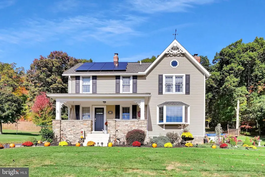 1295 Valley Rd, Tamaqua, PA 18252 - #2