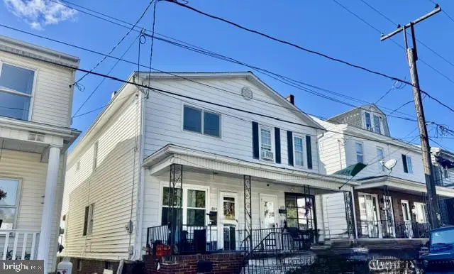 112 Fourth St N, Frackville, PA 17931 - #1