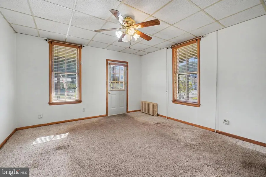 1688 Ridge Rd, Klingerstown, PA 17941 - #2