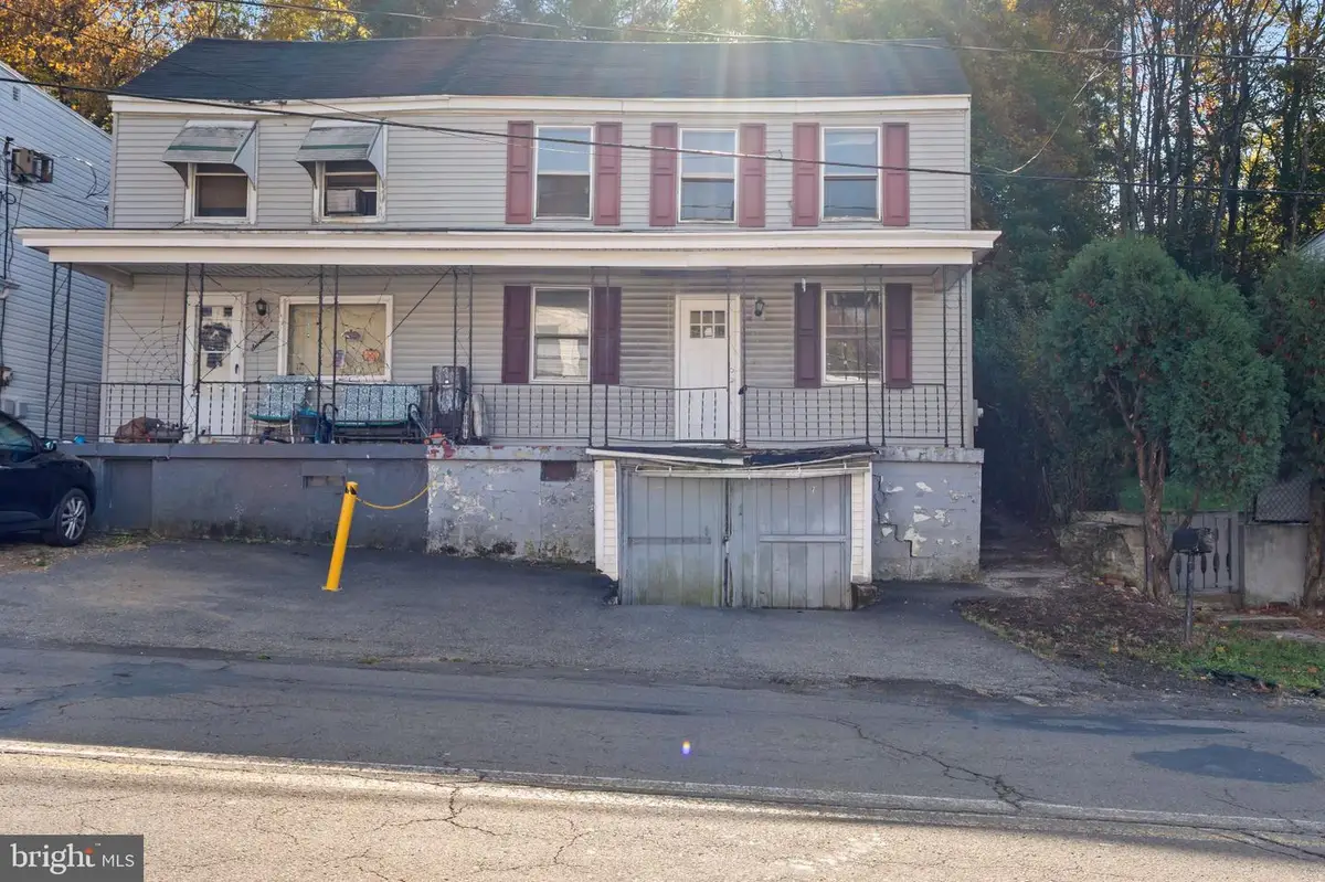15 Ann St, Pottsville, PA 17901 - #1