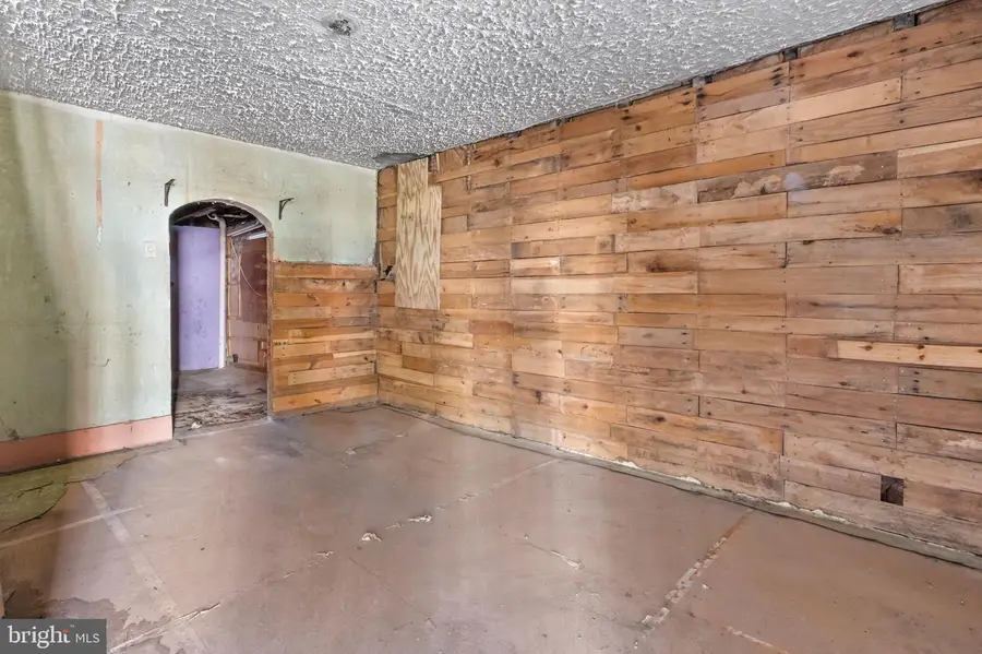 15 Ann St, Pottsville, PA 17901 - #2