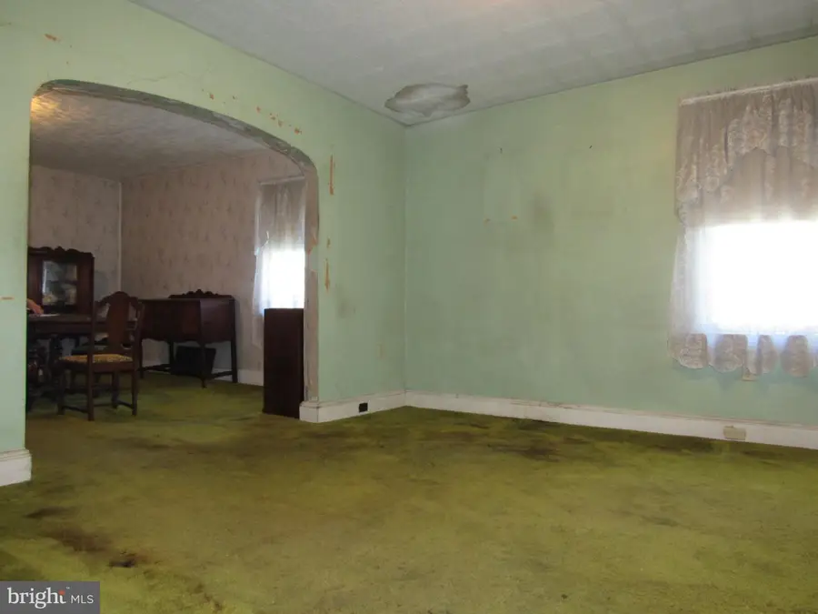 224 Middle St, Minersville, PA 17954 - #3