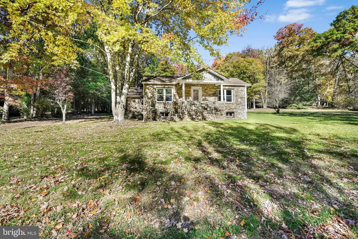 165 Ben Titus Rd, Tamaqua, PA 18252 - #1