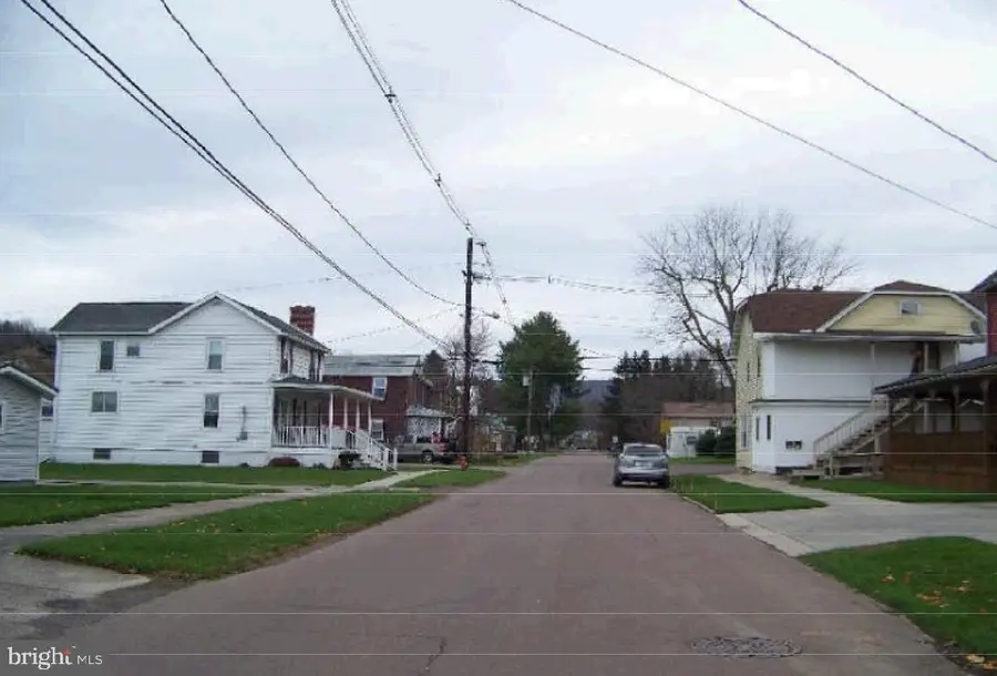 219 Large St, Meyersdale, PA 15552 - Image #3