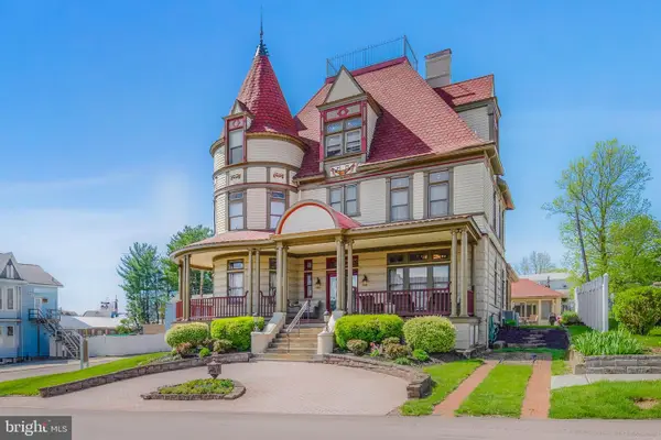 301 Meyers Ave, MEYERSDALE, PA 15552