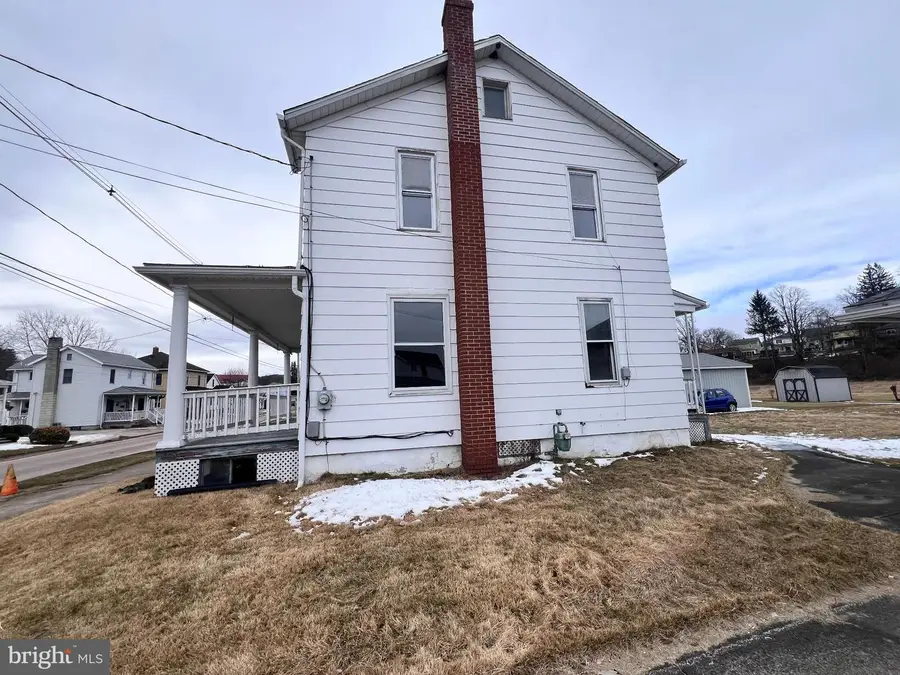 219 Large St, Meyersdale, PA 15552 - #2