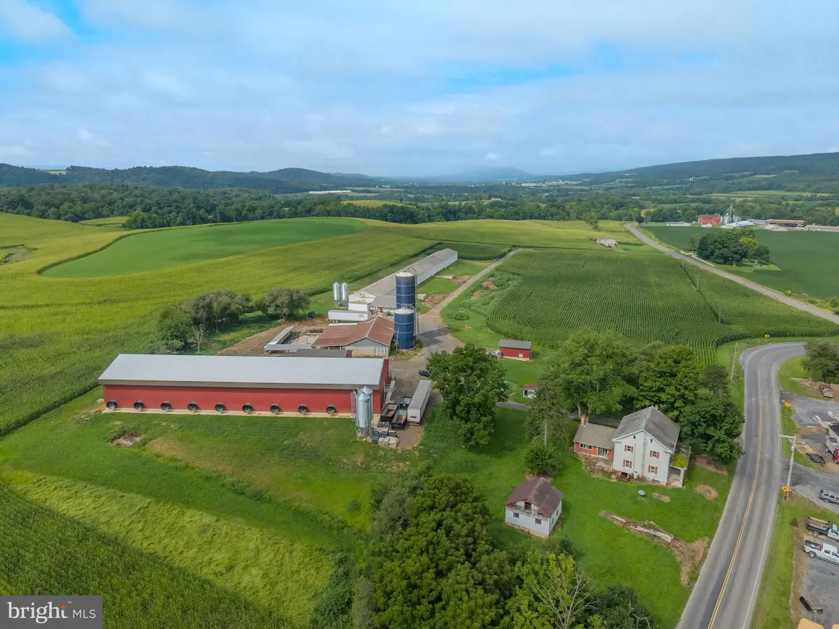 7439 County Line Rd, Winfield, PA 17889 - #1