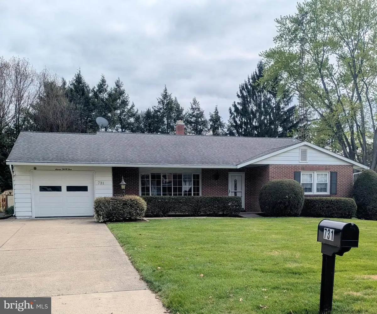 731 St Paul St, Lewisburg, PA 17837 - #1