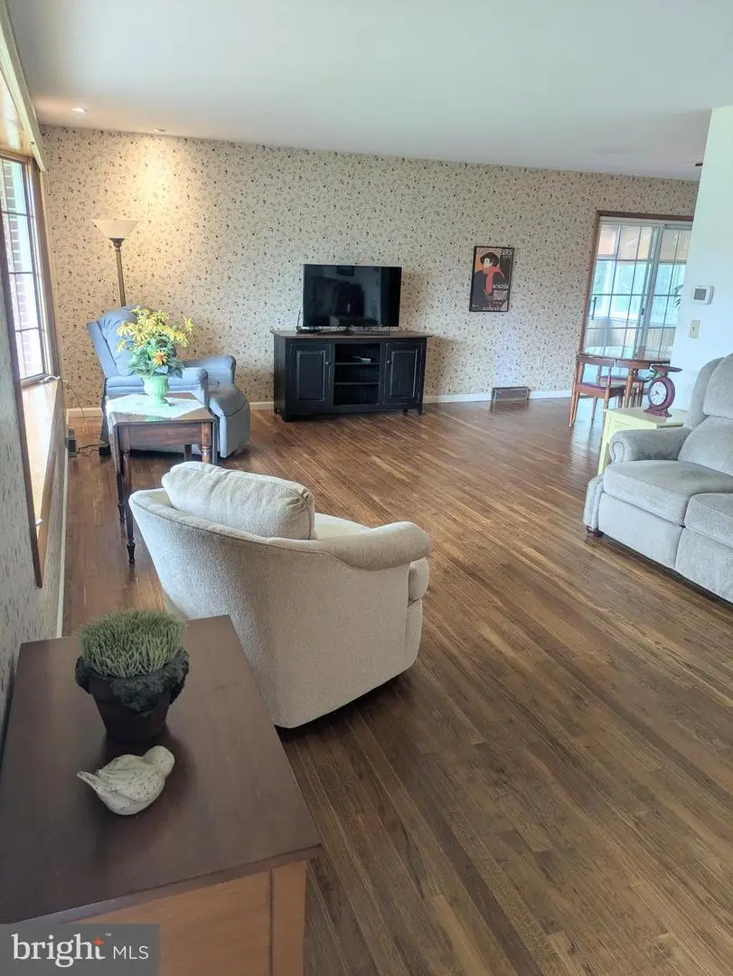 731 St Paul St, Lewisburg, PA 17837 - #2