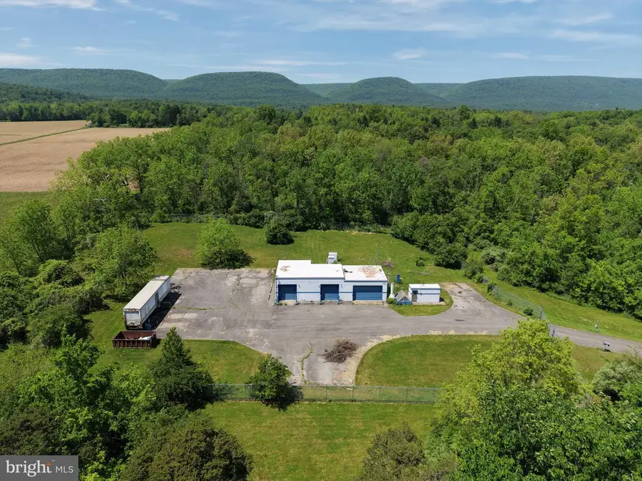 410 Hassenplug Rd, Millmont, PA 17845 - #2