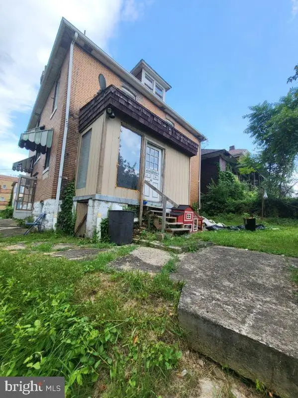 413 Delaware St, Monessen, PA 15062 - Image #2