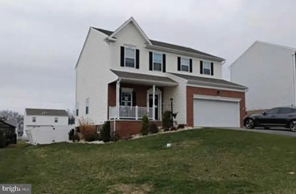 405 Gardenia Dr, Rostraver Township, PA 15012 - #1