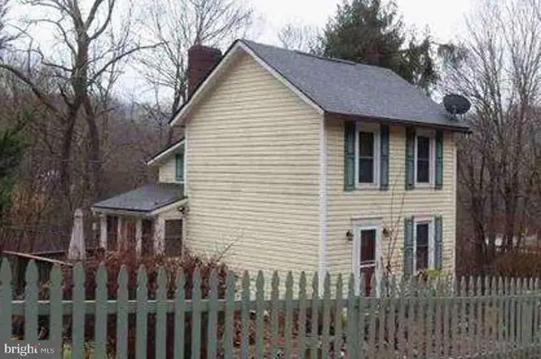 3132 Baker School Rd, NORTH HUNTINGDON, PA 15642