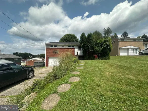 550 Colonial Manor Road, NORTH HUNTINGDON, PA 15642