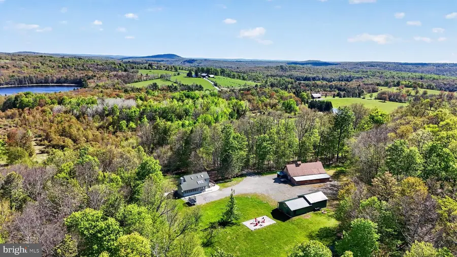 1113 Upper Woods Rd, Honesdale, PA 18431 - #2
