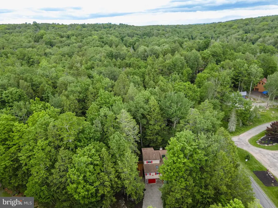 1006 Rolling Hills Dr, Lake Ariel, PA 18436 - #2