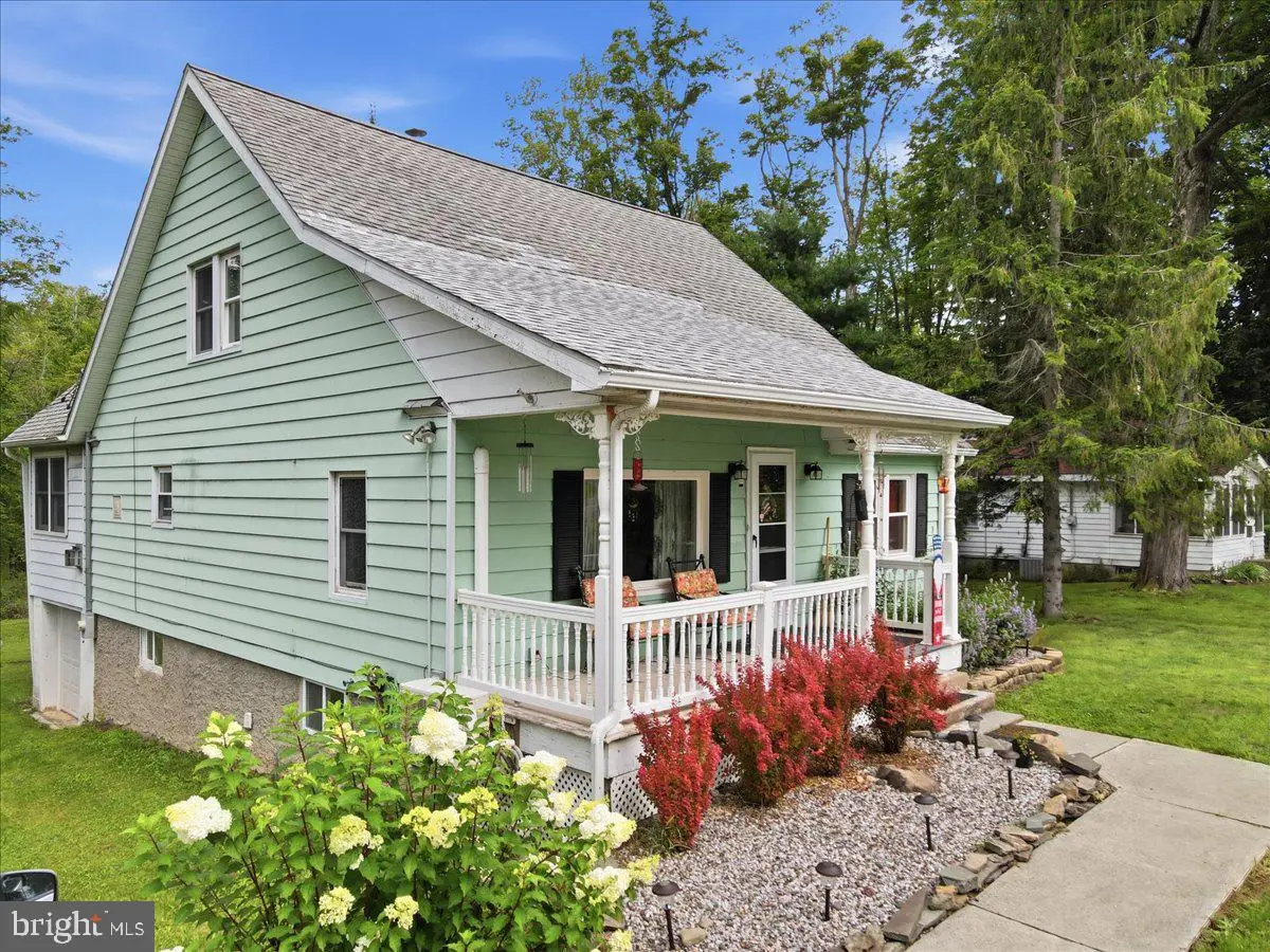 1355 Fernwood Rd, Lake Ariel, PA 18436 - #1