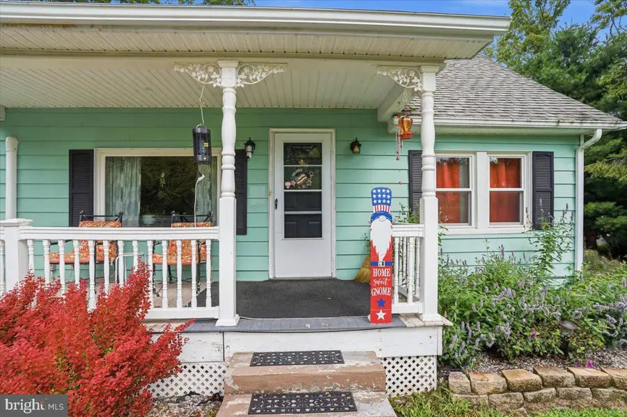 1355 Fernwood Rd, Lake Ariel, PA 18436 - #2