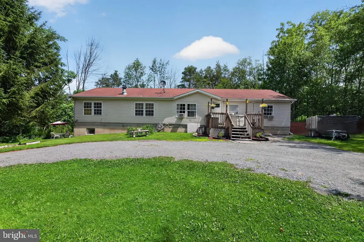 59 Laurel Dr, Honesdale, PA 18431 - #1
