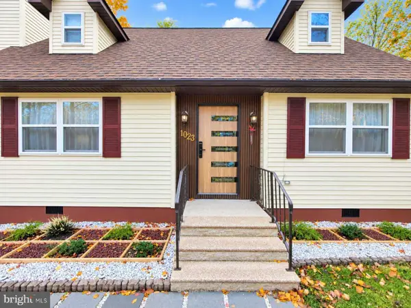 1023 Teakwood Dr, NEWFOUNDLAND, PA 18445