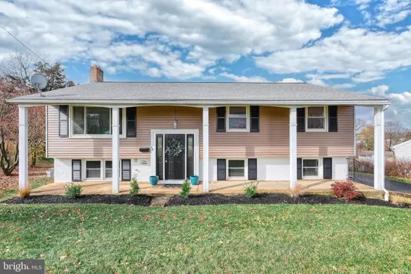 56 York Rd, YORK, PA 17407