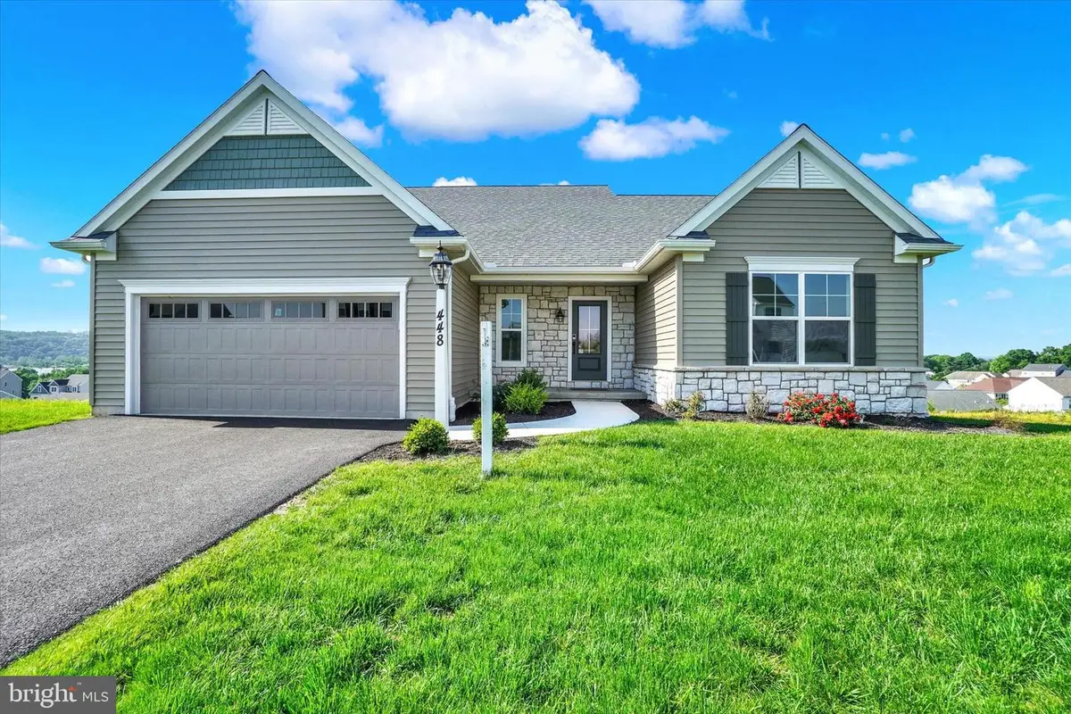 448 Springhouse Ln, York, PA 17406 - Image #1