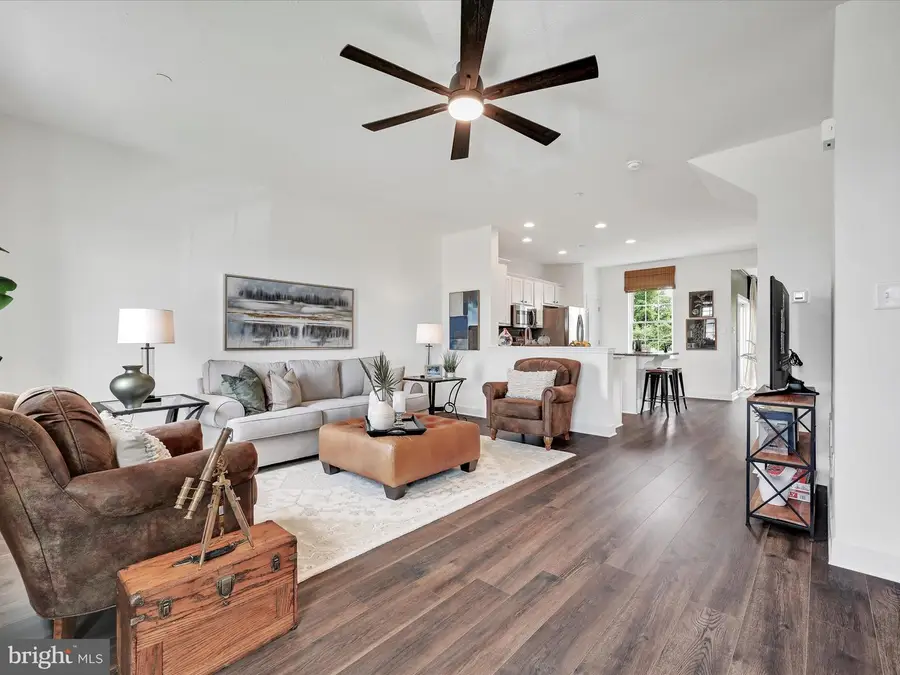 262 Holstein Dr #93, Hanover, PA 17331 - Image #2