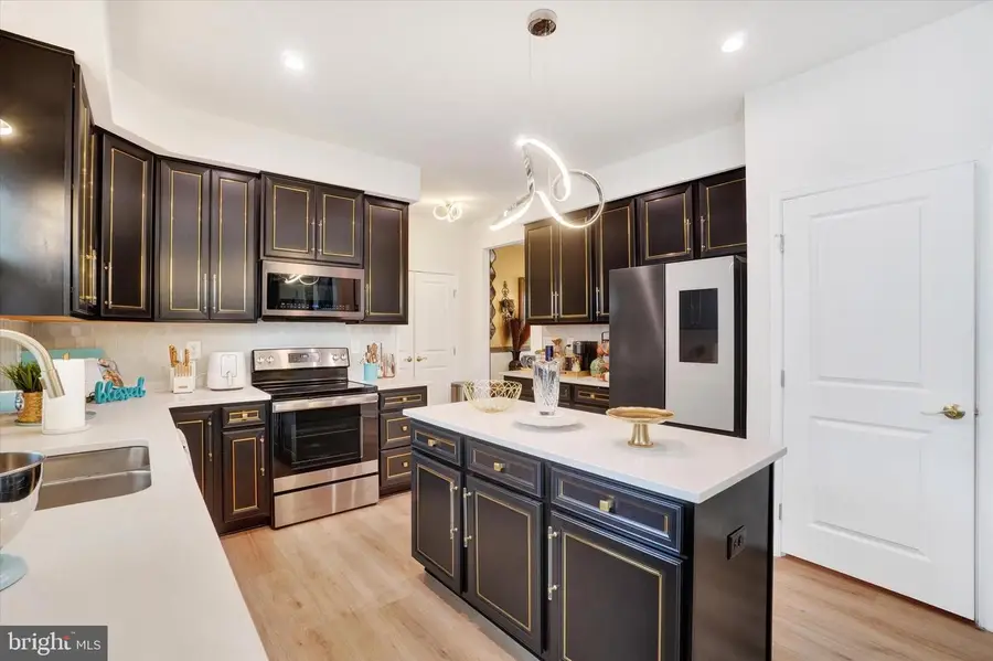 568 Monocacy Trl, Spring Grove, PA 17362 - Image #2