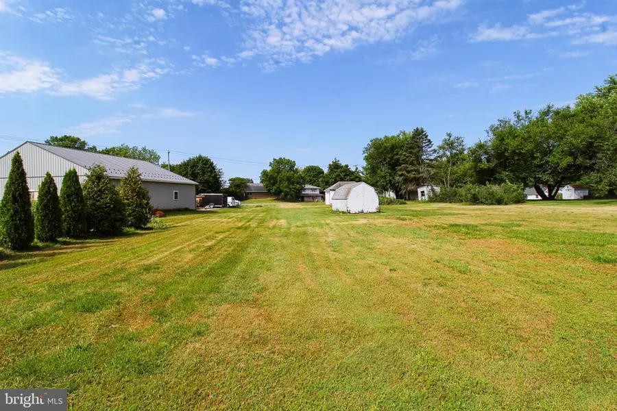 Stillmeadow Ln, York, PA 17404 - Image #2