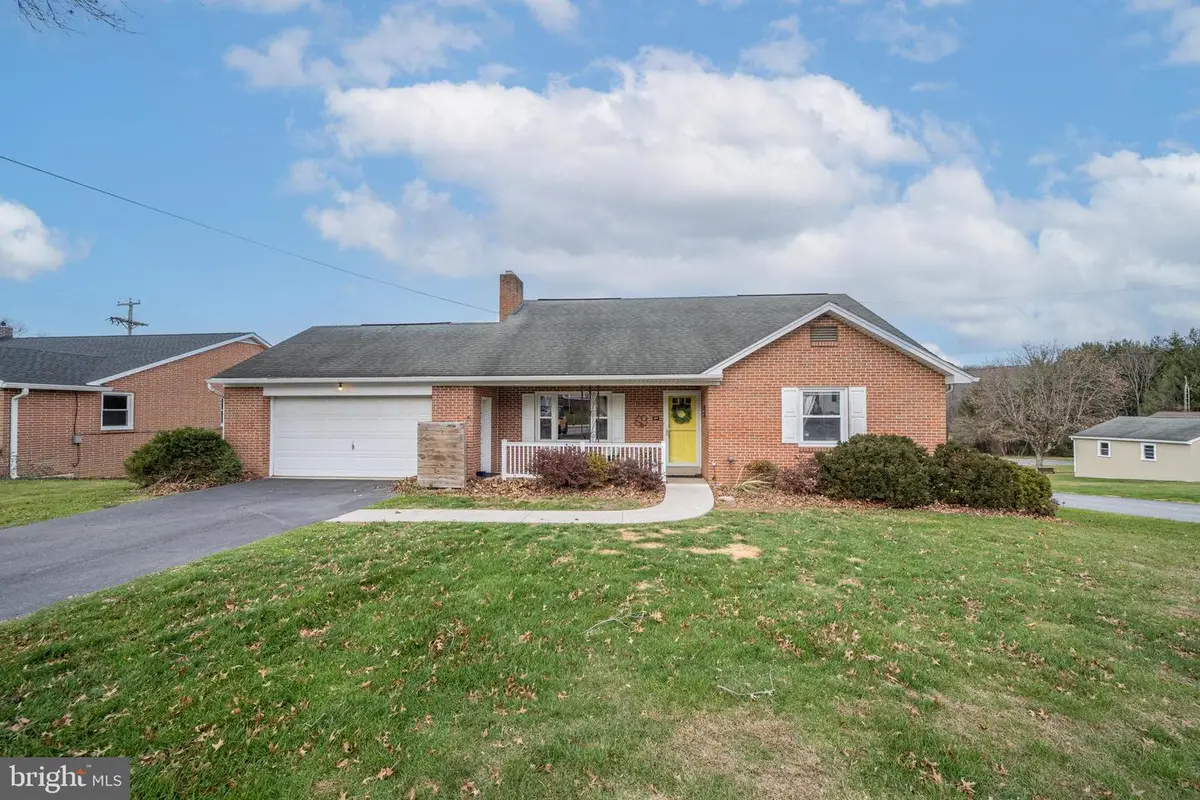 107 Church St, Seven Valleys, PA 17360 - Image #1