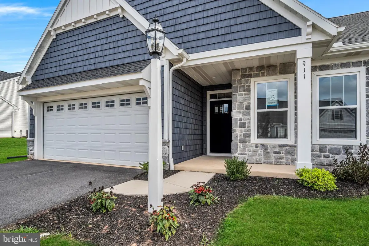 907 Shadowbrooke Dr, Dover, PA 17315 - #1