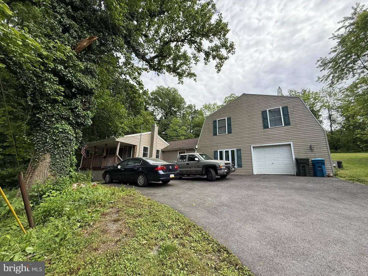 4810 Fake Rd, York, PA 17406 - Image #1