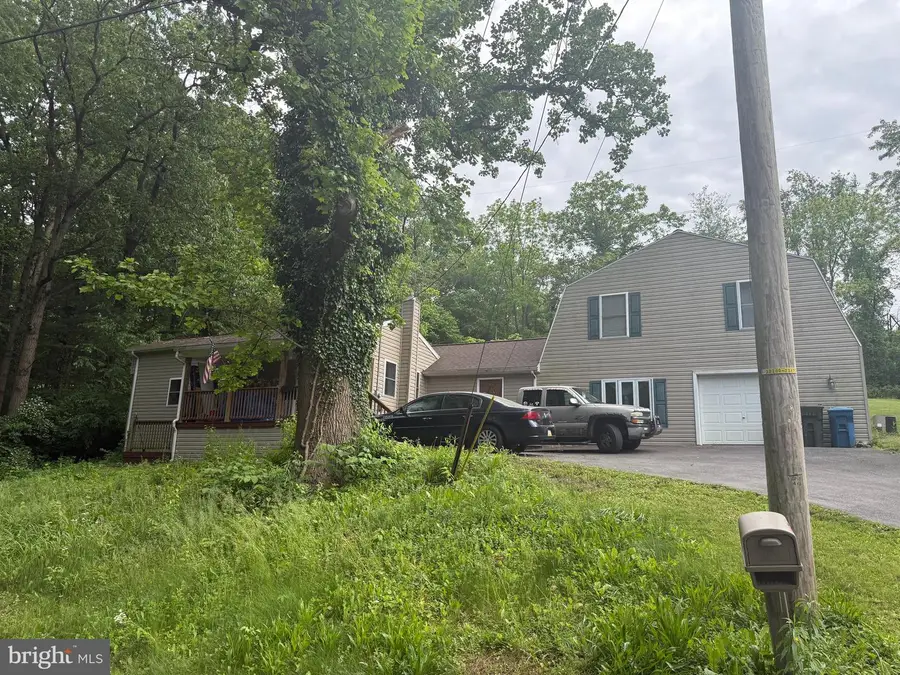 4810 Fake Rd, York, PA 17406 - Image #2