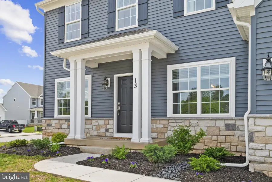 13 Baneberry St, Stewartstown, PA 17363 - Image #2