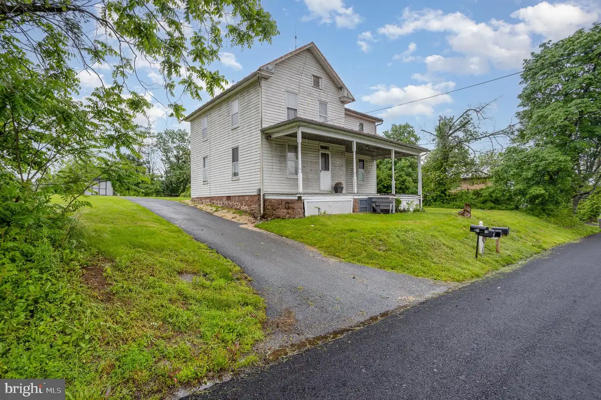 320 E Front St, Lewisberry, PA 17339 - Image #1