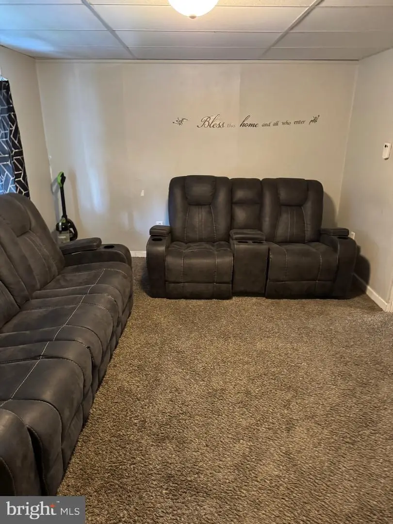 131 S 2nd St, Mount Wolf, PA 17347 - Image #3