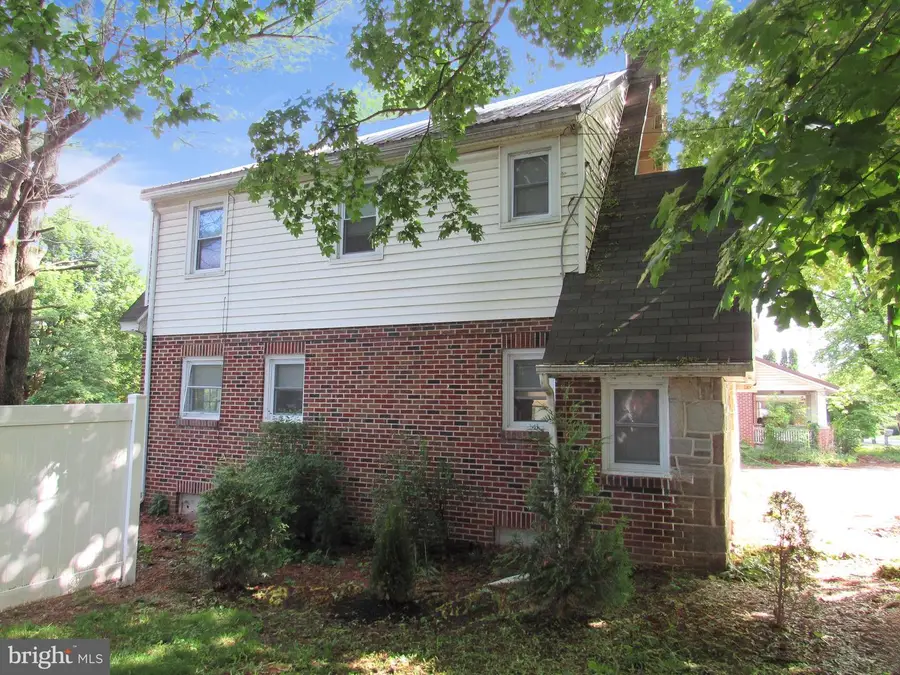 410 Hanover Rd, York, PA 17408 - Image #2