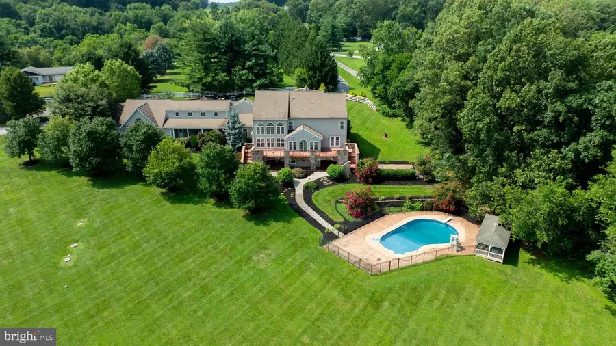 18183 Piedmont Rd, Stewartstown, PA 17363 - Image #3