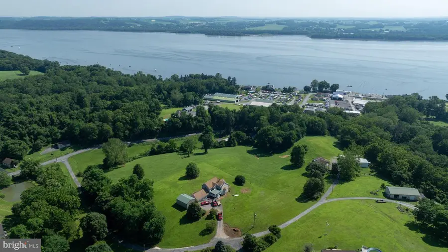 204 Morris Ln, Wrightsville, PA 17368 - Image #3