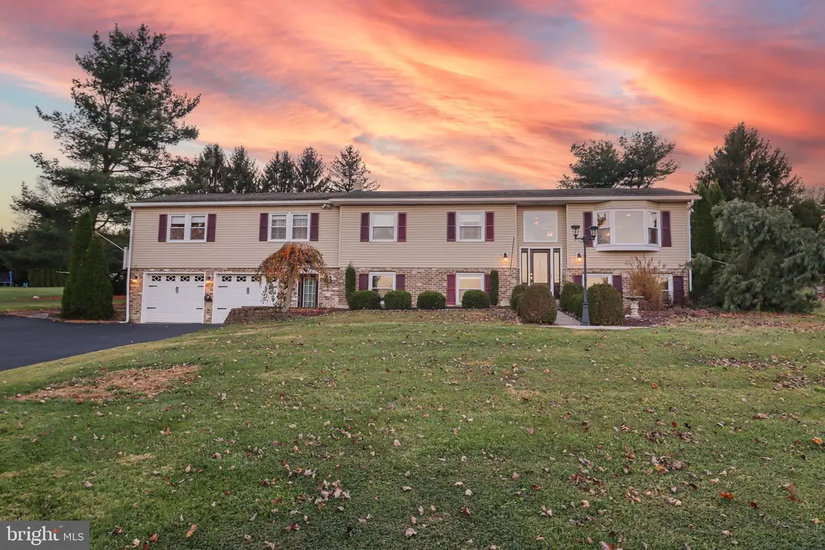 170 Donrene, Mount Wolf, PA 17347 - Image #1