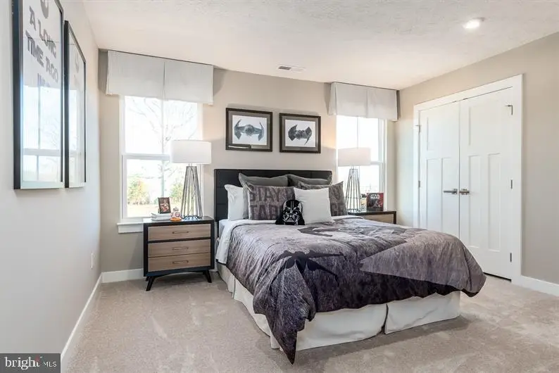 3417 Fox Pointe Ln, York, PA 17404 - Image #2