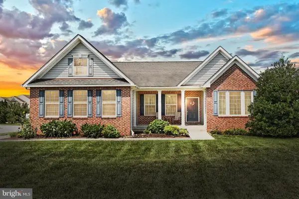 11 Joshua Dr, HANOVER, PA 17331