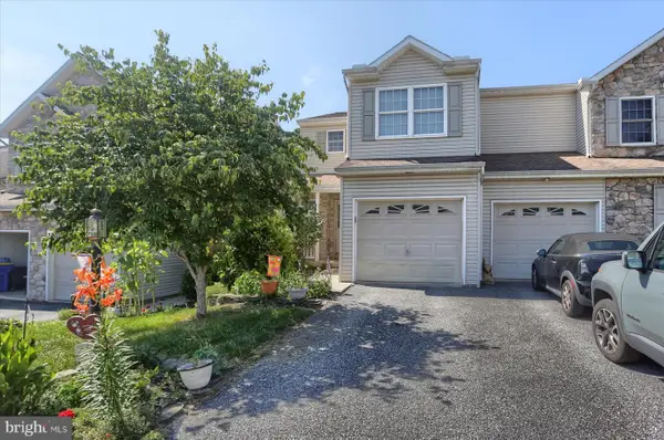 10 Fargreen Ct, ETTERS, PA 17319