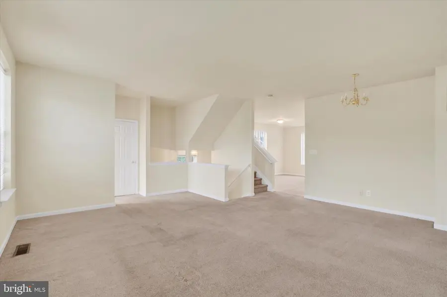 2450 Walnut Bottom #85, York, PA 17408 - Image #3