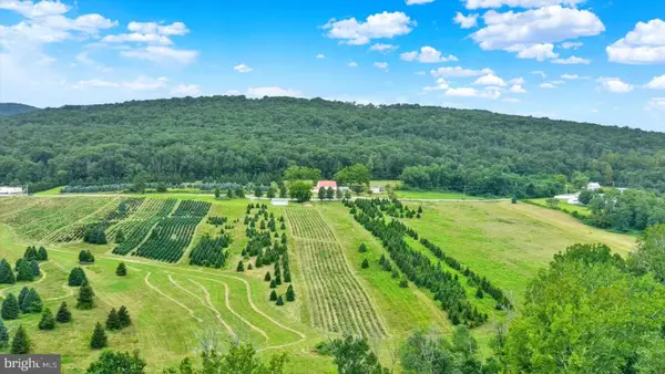 235 Camp Ground Rd, DILLSBURG, PA 17019