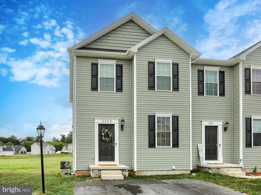 2632 Brownstone Dr, Dover, PA 17315 - Image #2