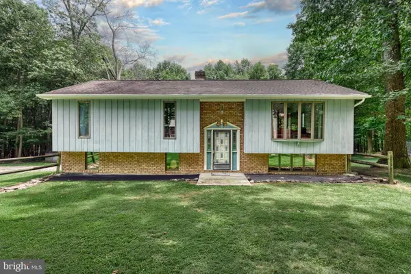 1233 Glatco Lodge Rd, HANOVER, PA 17331