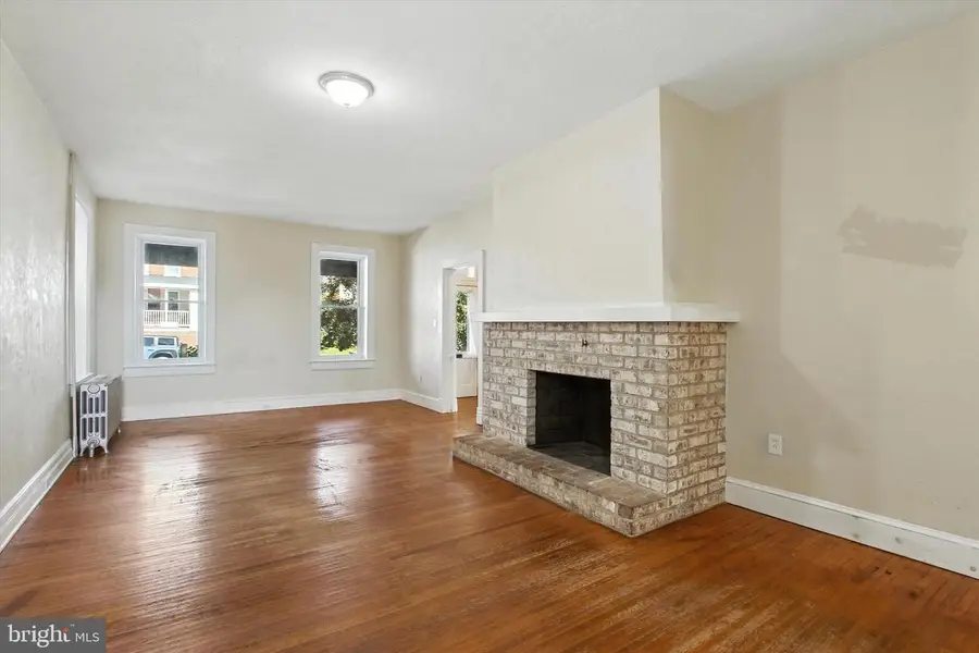 46 N Main St, Spring Grove, PA 17362 - Image #2